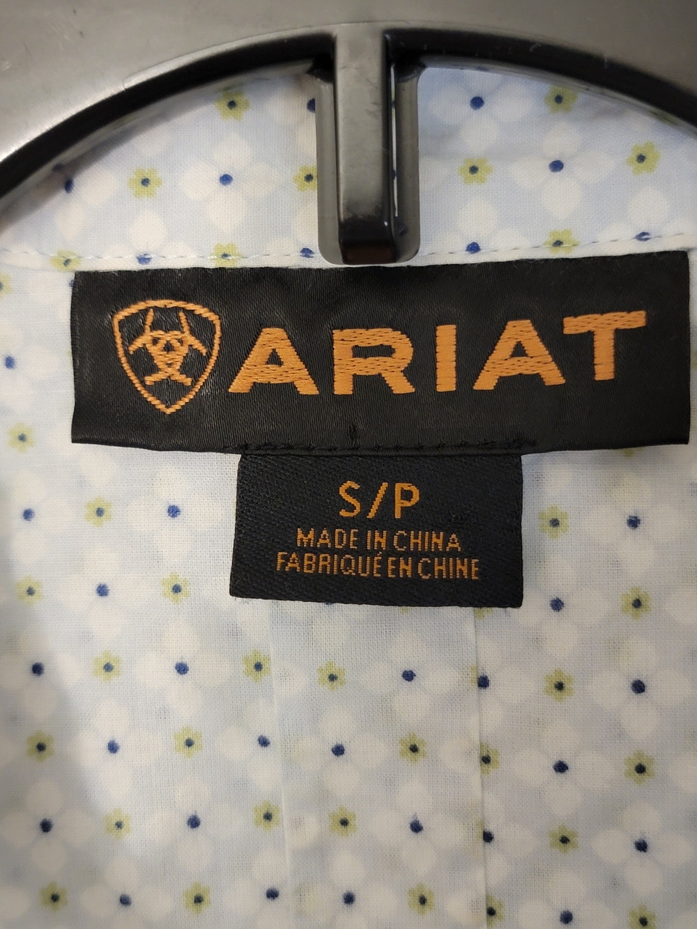 Ariat Button-Up Shirt Navy Dot Pattern Size S/P - Picture 2 of 10